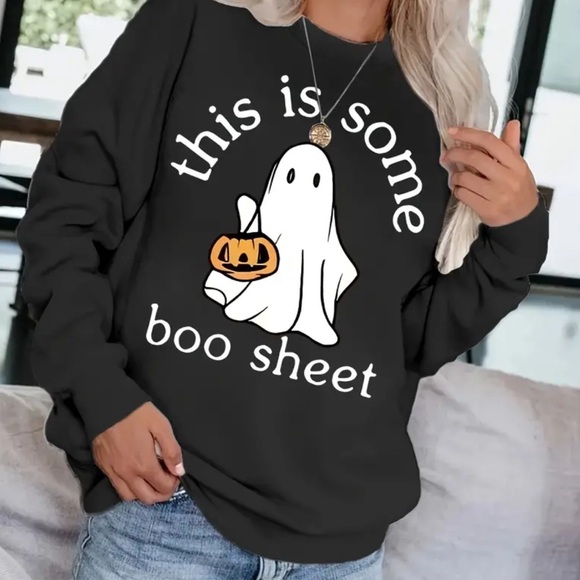 Tops - Halloween Black Sweatshirt Halloween Graphic & Crew Neck. Plz see size chart